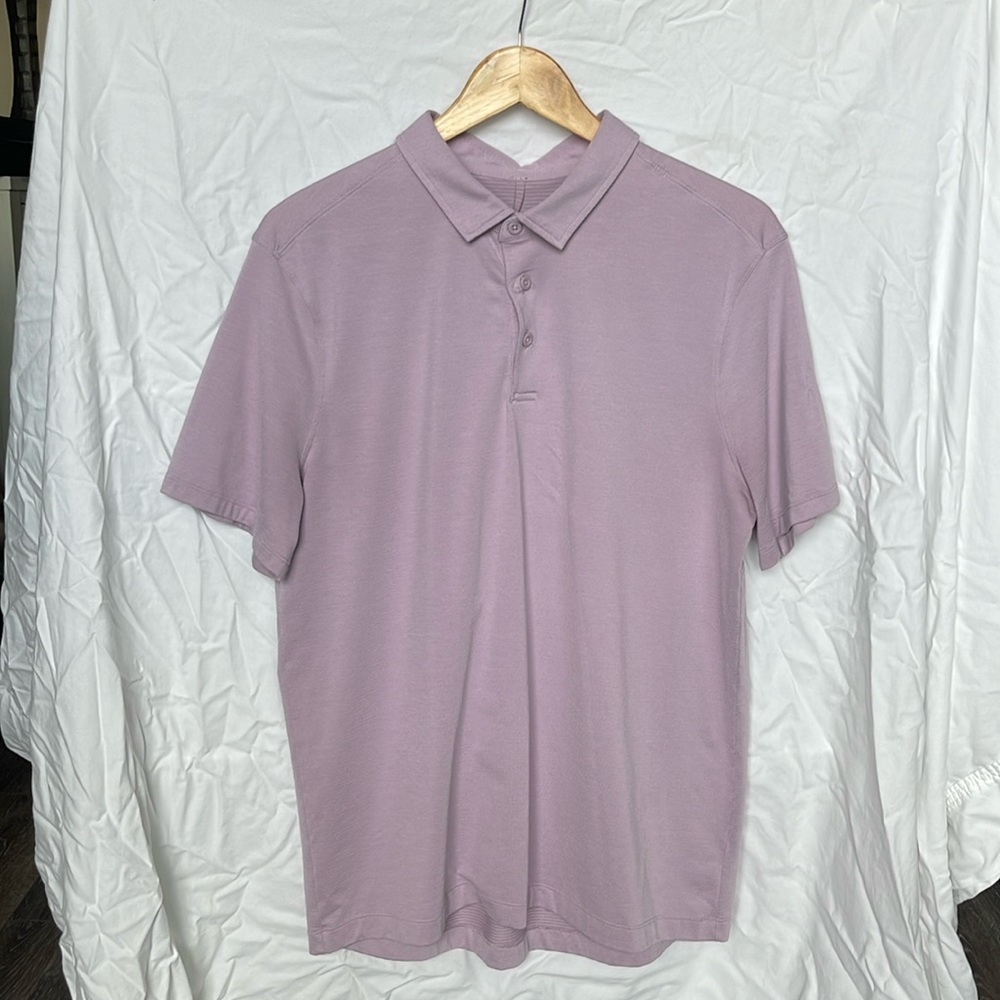 Lulu men’s pink short sleeve shirt